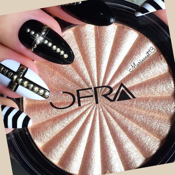 Rare- OFRA Highlighter "Rodeo Drive" Gorgeous - Picture 1 of 8